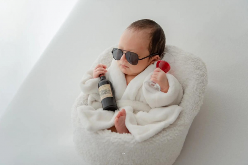 南阳宝宝睡觉翻滚